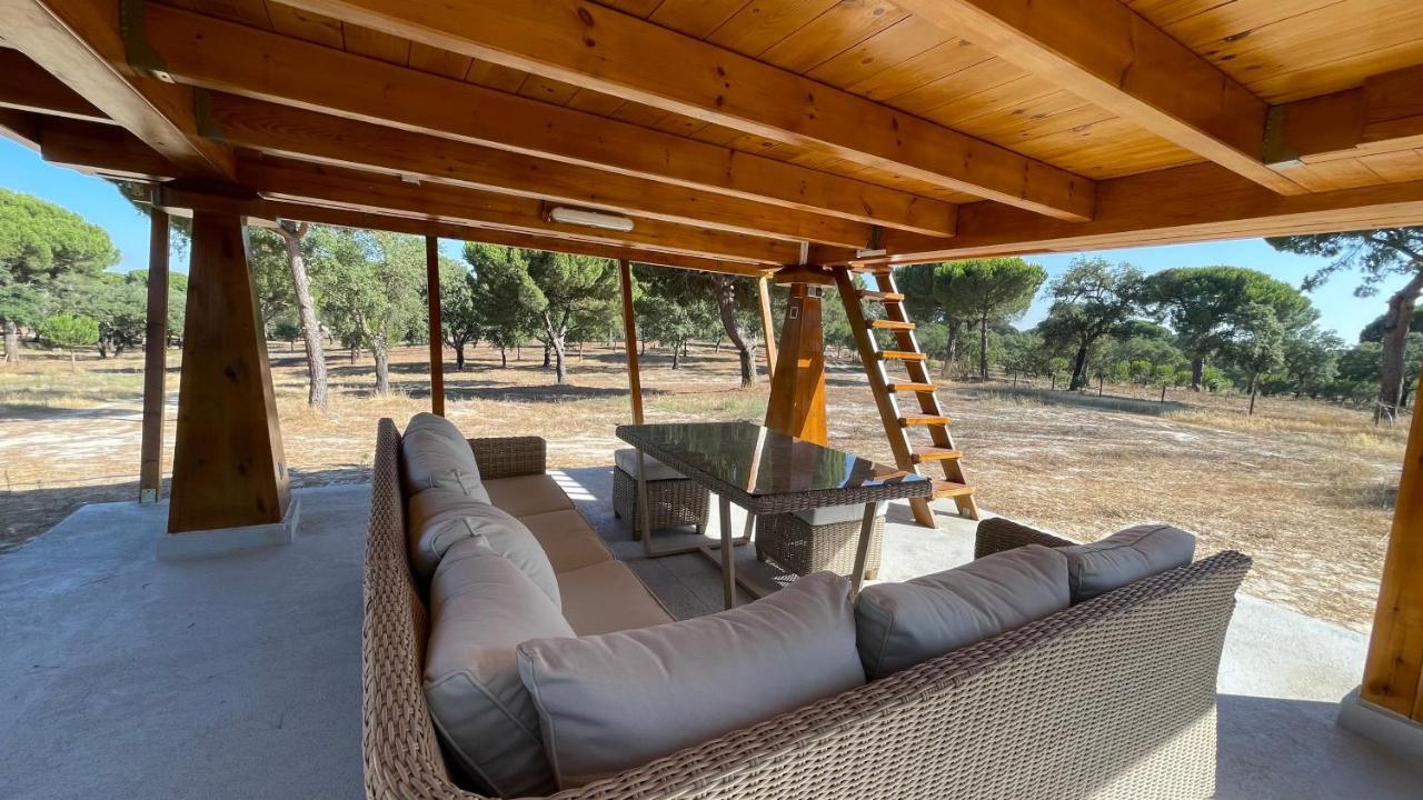 Suspended Wooden House - Monte Da Cortica Chalet *