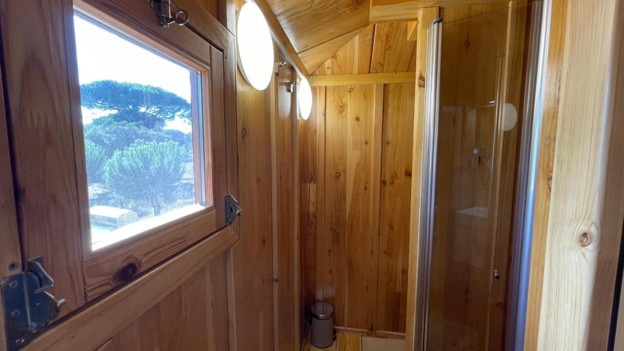 Suspended Wooden House - Monte Da Cortica Chalet *