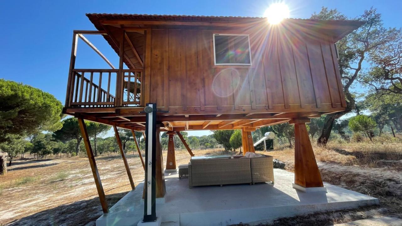 Suspended Wooden House - Monte Da Cortica Águas de Moura